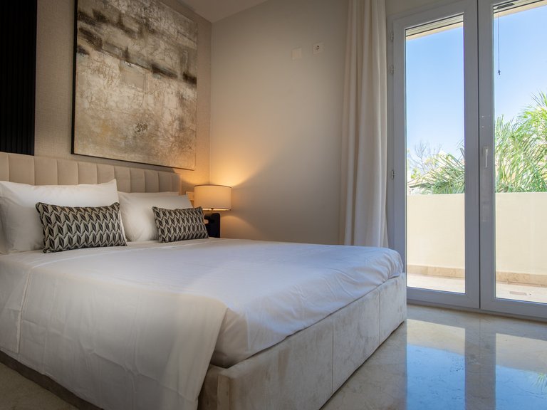 Apartment for Sale in Nueva Andalucía, Malaga 14