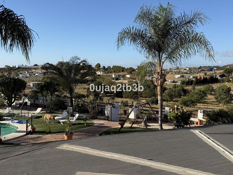 Plot for Sale in Estepona, Malaga 3