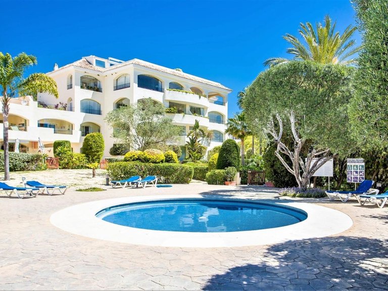 Apartment for Sale in Bahía De Marbella, Malaga 2
