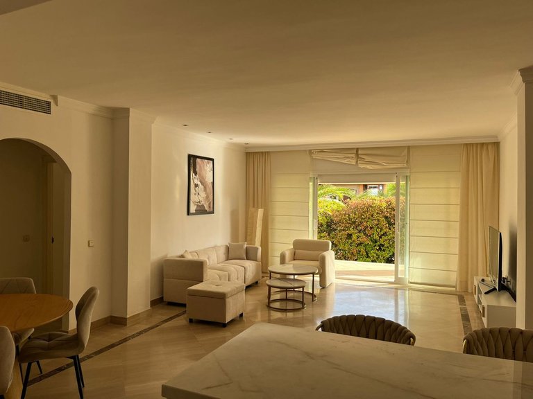 Apartment for Sale in Bahía De Marbella, Malaga 9