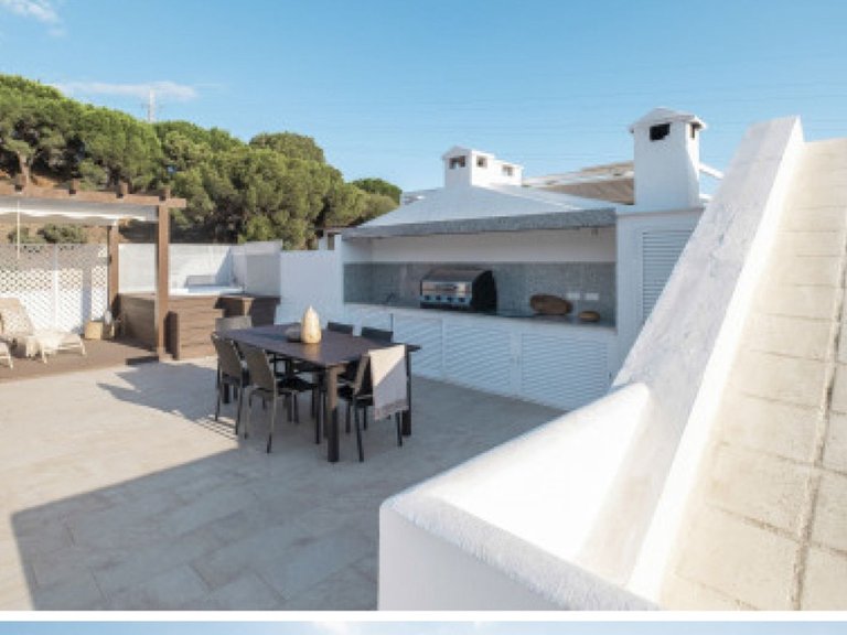 Apartment for Sale in La Quinta, Malaga 19