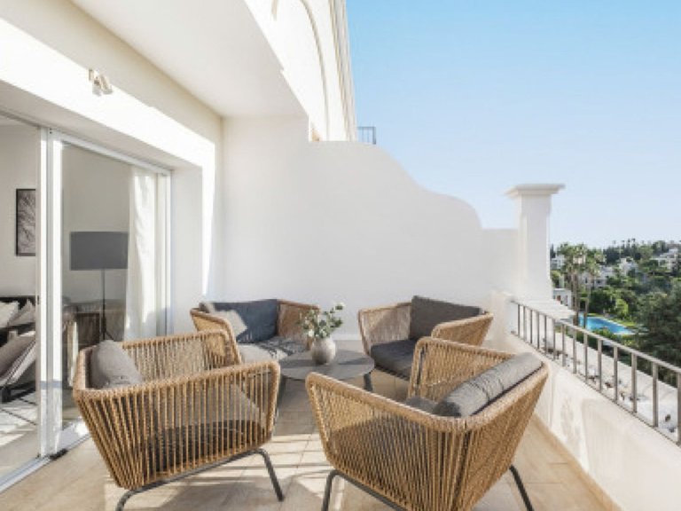 Apartment for Sale in La Quinta, Malaga 6