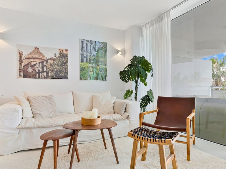 Apartment for Sale in Benalmadena Costa, Malaga 1