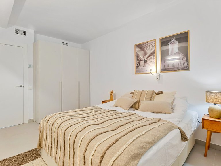 Apartment for Sale in Benalmadena Costa, Malaga 20