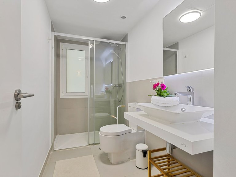 Apartment for Sale in Benalmadena Costa, Malaga 24