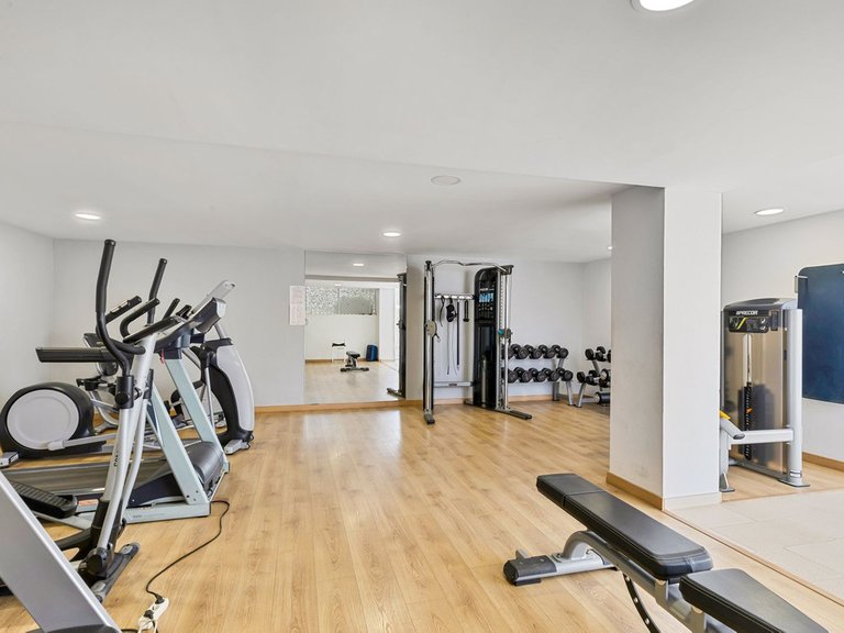 Apartment for Sale in Benalmadena Costa, Malaga 27