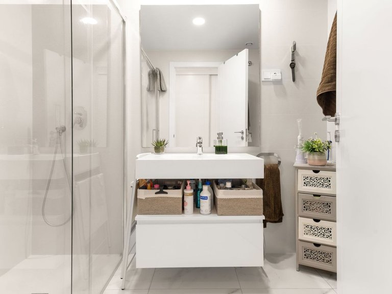 Apartment for Sale in New Golden Mile, Malaga 14
