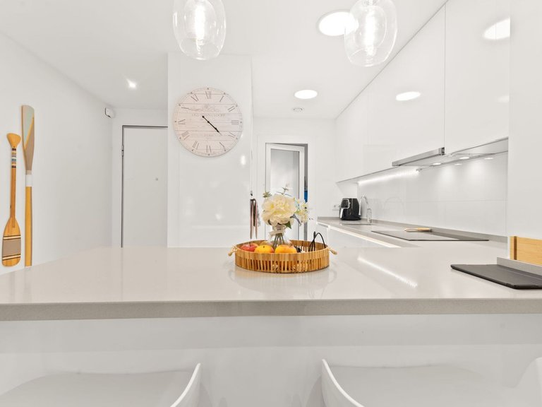 Apartment for Sale in New Golden Mile, Malaga 4