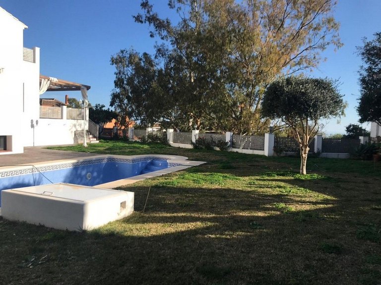 Villa for Sale in Benalmadena, Malaga 7