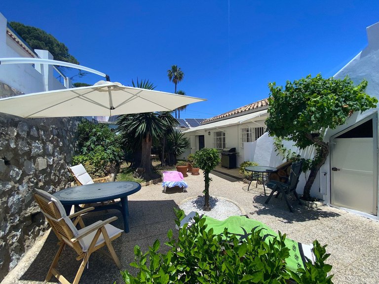 Villa for Sale in Costa del Sol Fuengirola, Malaga 1