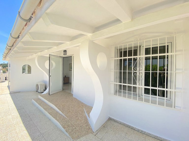 Villa for Sale in Fuengirola, Malaga 24