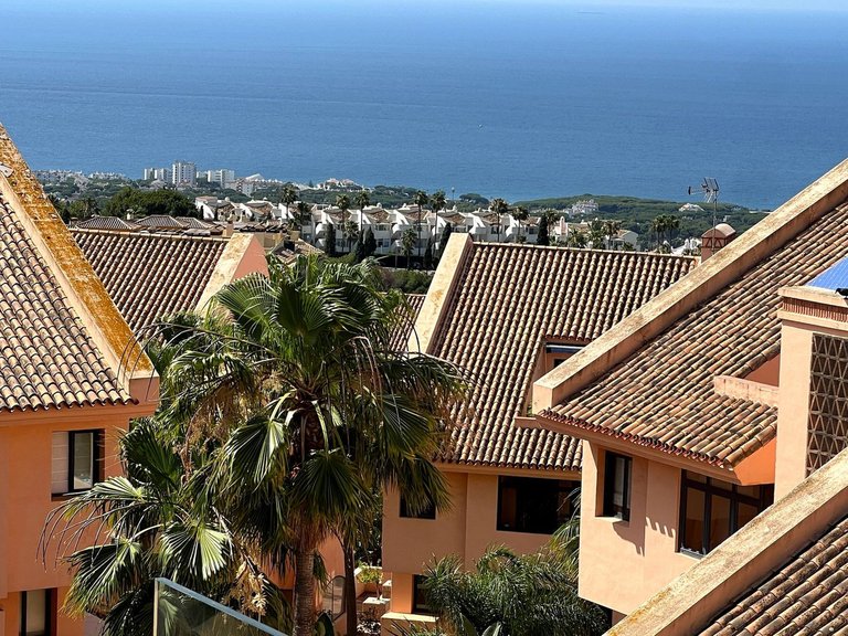 Apartment for Sale in Calahonda, Malaga 26