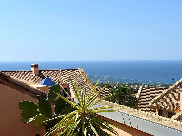 Apartment for Sale in Calahonda, Malaga 3