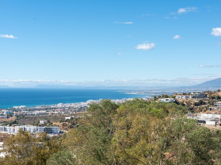 Villa for Sale in Altos De Los Monteros, Malaga 12