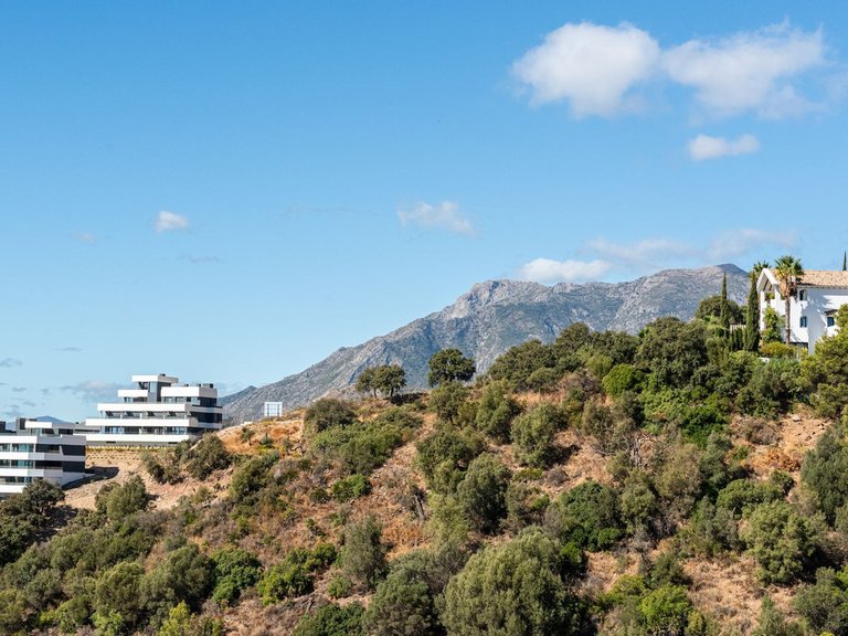 Villa for Sale in Altos De Los Monteros, Malaga 22