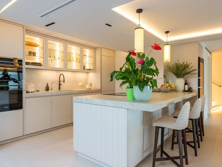 Villa for Sale in Altos De Los Monteros, Malaga 6
