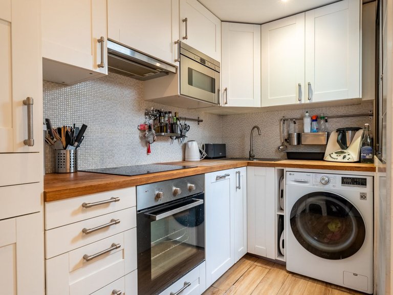 Apartment for Sale in Elviria, Malaga 16