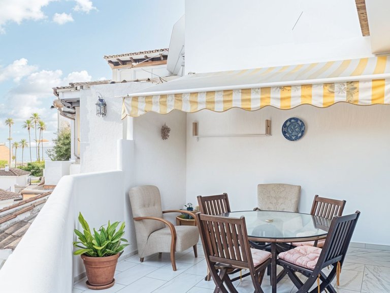 Apartment for Sale in Elviria, Malaga 2