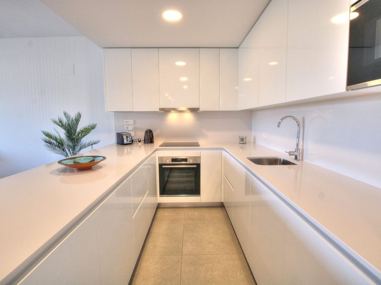 Apartment for Sale in Calanova Golf, Malaga 11