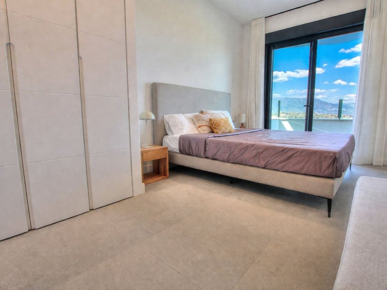 Apartment for Sale in Calanova Golf, Malaga 13