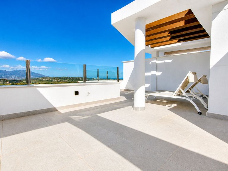 Apartment for Sale in Calanova Golf, Malaga 19