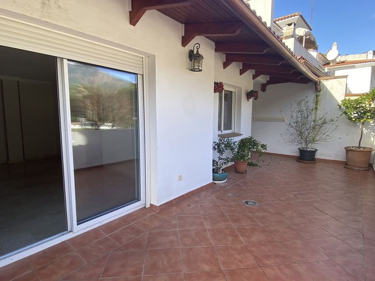 Apartment for Sale in Costa del Sol, Benahavís, Malaga 11