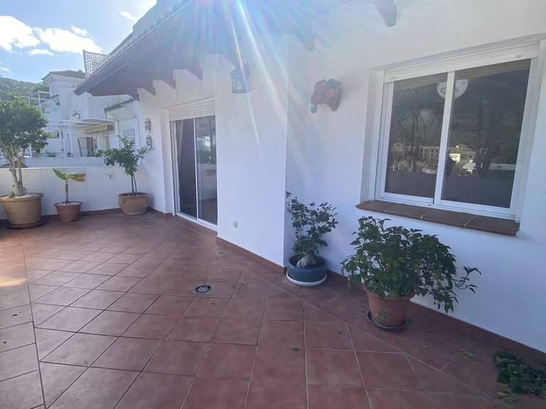 Apartment for Sale in Costa del Sol, Benahavís, Malaga 2