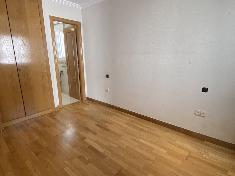 Apartment for Sale in Costa del Sol, Benahavís, Malaga 24