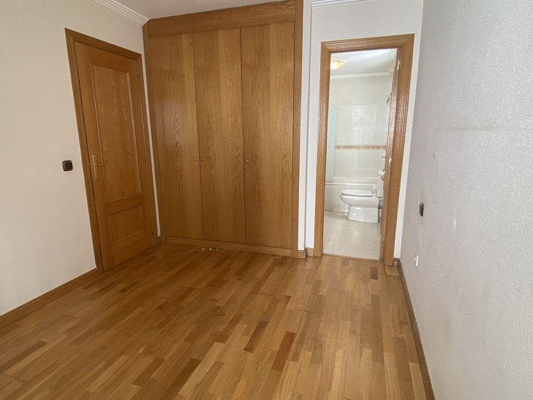 Apartment for Sale in Costa del Sol, Benahavís, Malaga 25