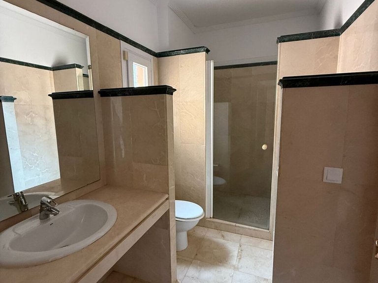 Villa for Sale in Marbella, Malaga 21