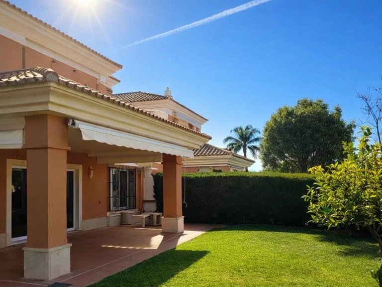 Villa for Sale in Marbella, Malaga 3