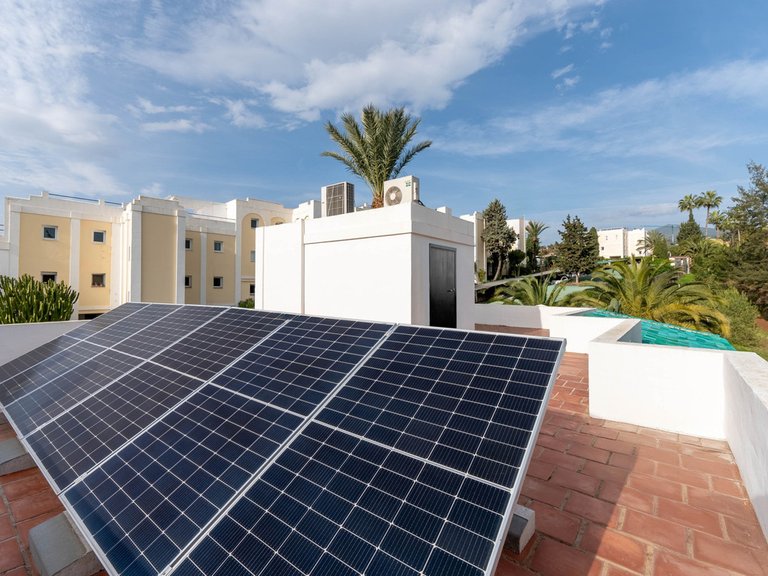 Villa for Sale in La Quinta, Malaga 22