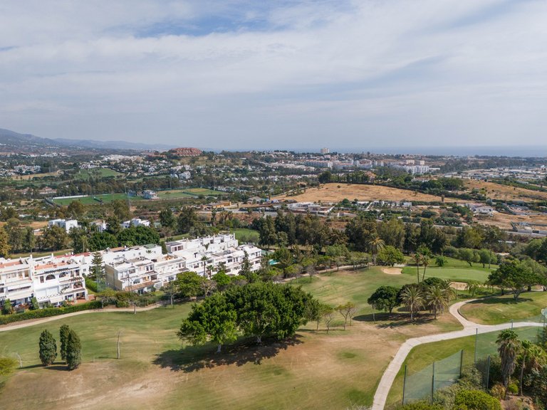 Villa for Sale in La Quinta, Malaga 27
