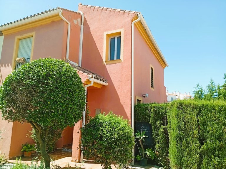 Villa for Sale in Estepona, Malaga 1
