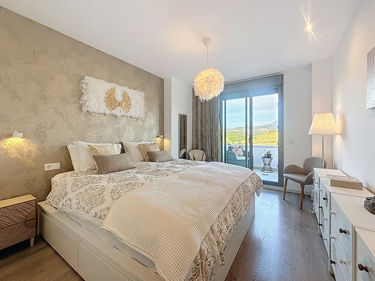 Apartment for Sale in Estepona, Malaga 4