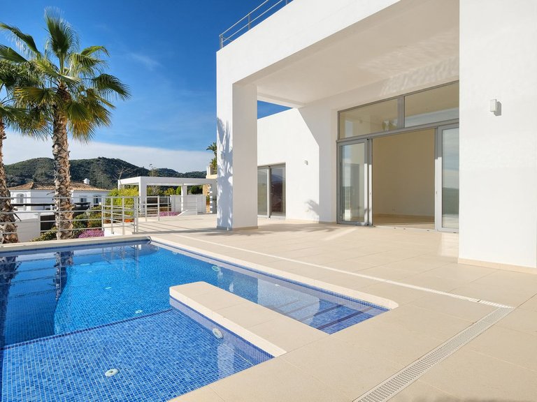 Villa for Sale in Benahavís, Malaga 12