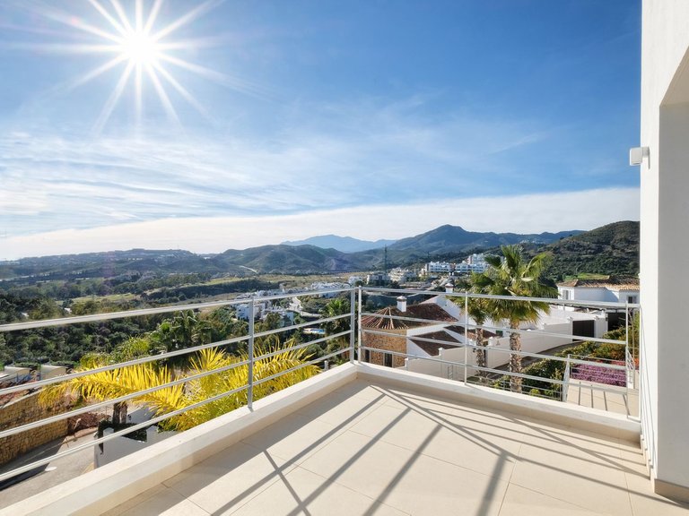 Villa for Sale in Benahavís, Malaga 29