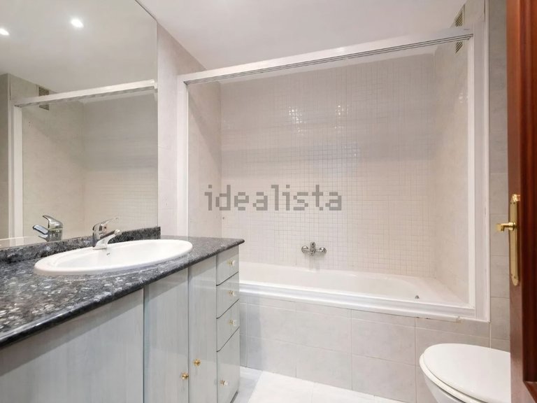 Apartment for Sale in Málaga Centro, Malaga 21