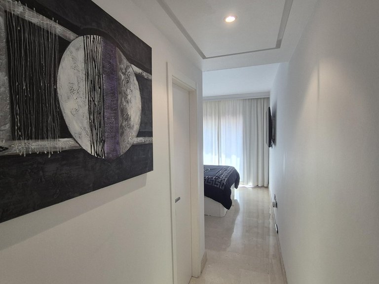 Apartment for Sale in Los Flamingos, Malaga 17