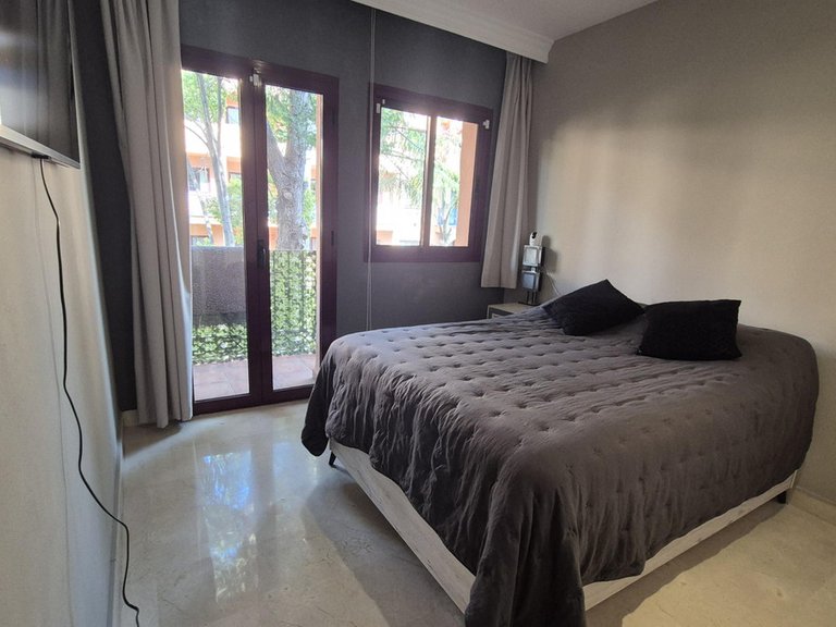Apartment for Sale in Los Flamingos, Malaga 18