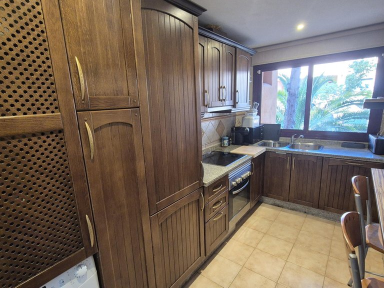 Apartment for Sale in Los Flamingos, Malaga 25