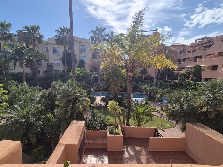 Apartment for Sale in Los Flamingos, Malaga 4