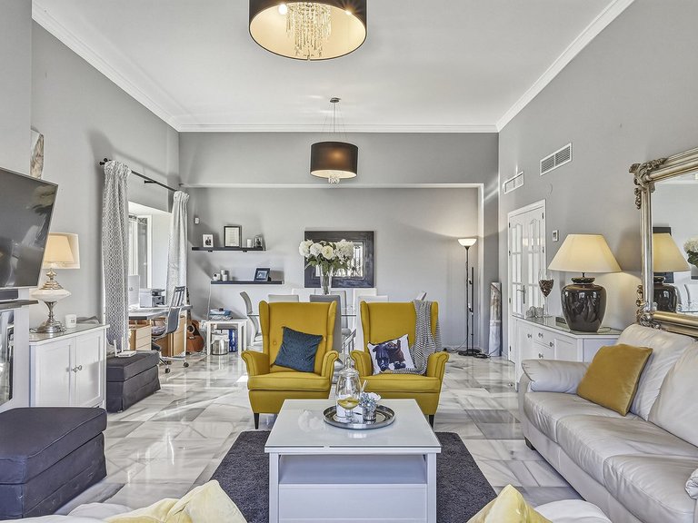 Villa for Sale in Bahía De Marbella, Malaga 32