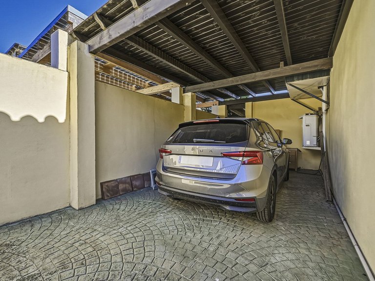 Villa for Sale in Bahía De Marbella, Malaga 33