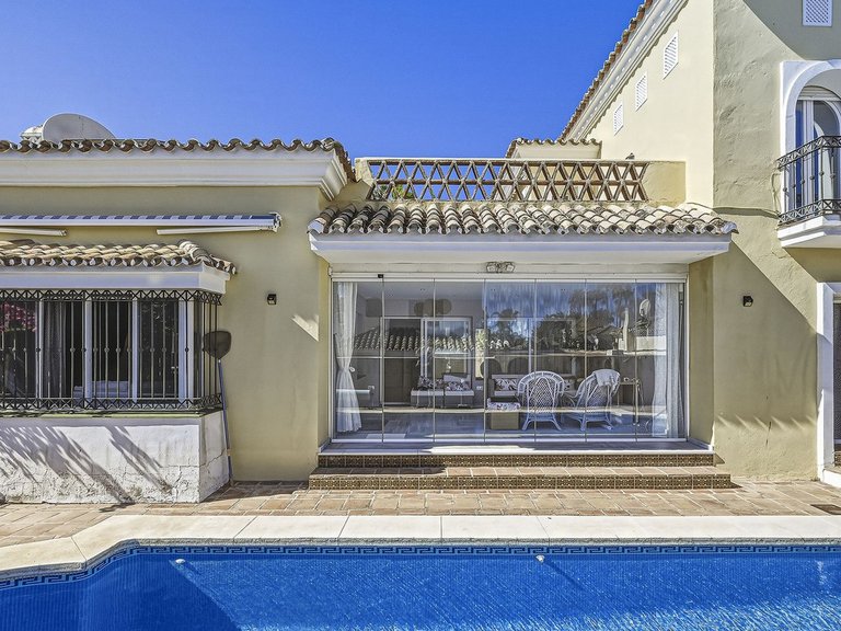 Villa for Sale in Bahía De Marbella, Malaga 5