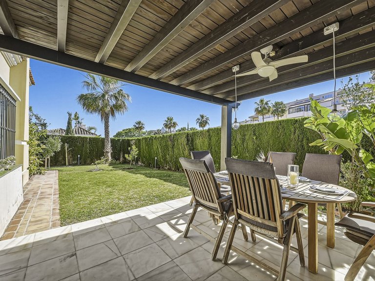 Villa for Sale in Bahía De Marbella, Malaga 7
