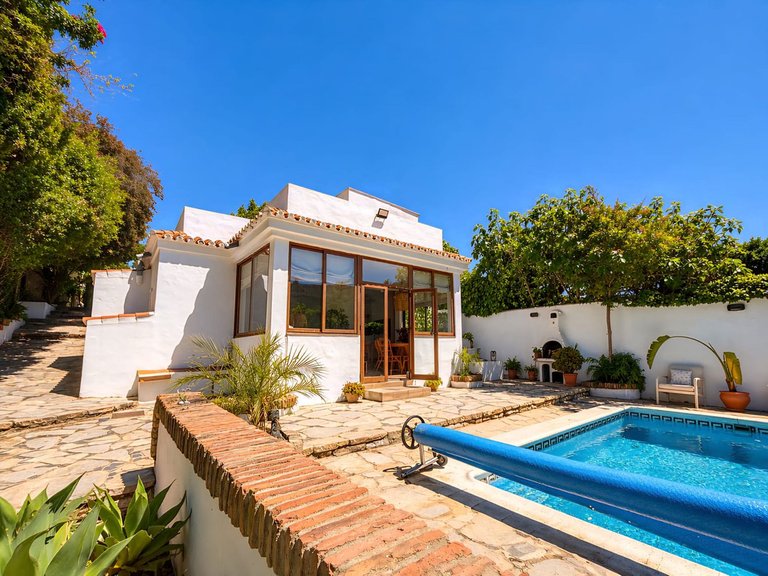 Villa for Sale in Manilva, Malaga 1