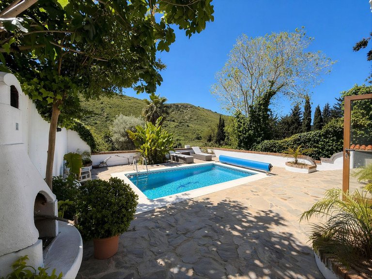 Villa for Sale in Manilva, Malaga 28