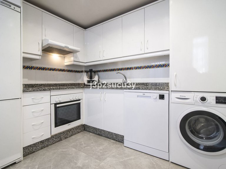 Villa for Sale in Nueva Andalucía, Malaga 15