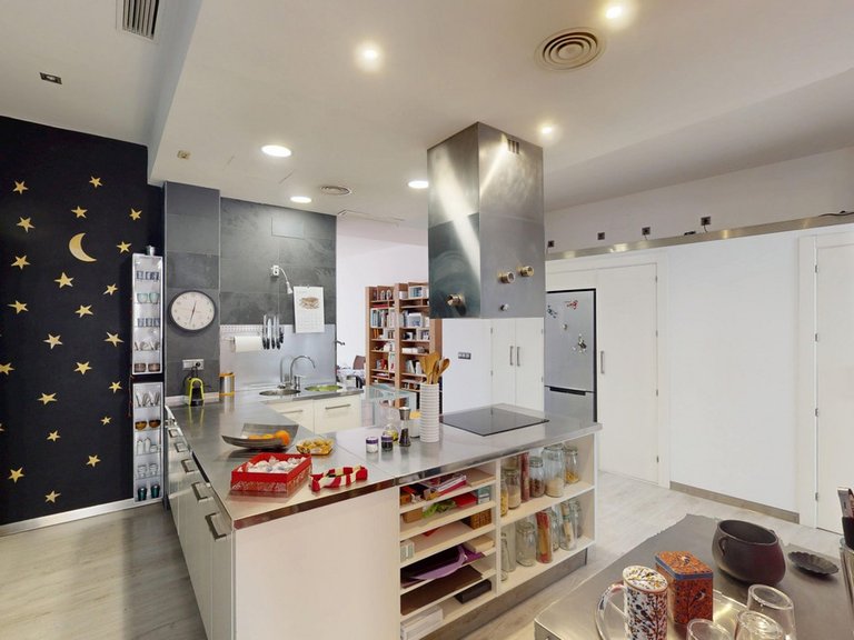 Villa for Sale in Málaga, Malaga 12